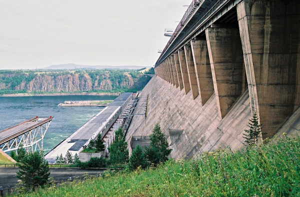 Братская ГЭС